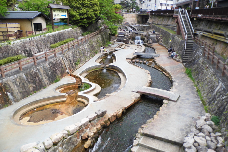 11 Onsen nổi tiếng nhất tại Nhật Bản