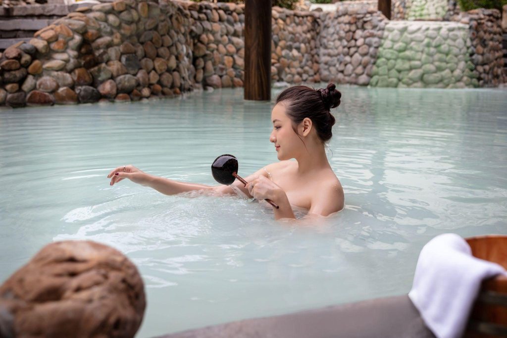 Bể Onsen Silk Bath – Những điều bạn cần biết